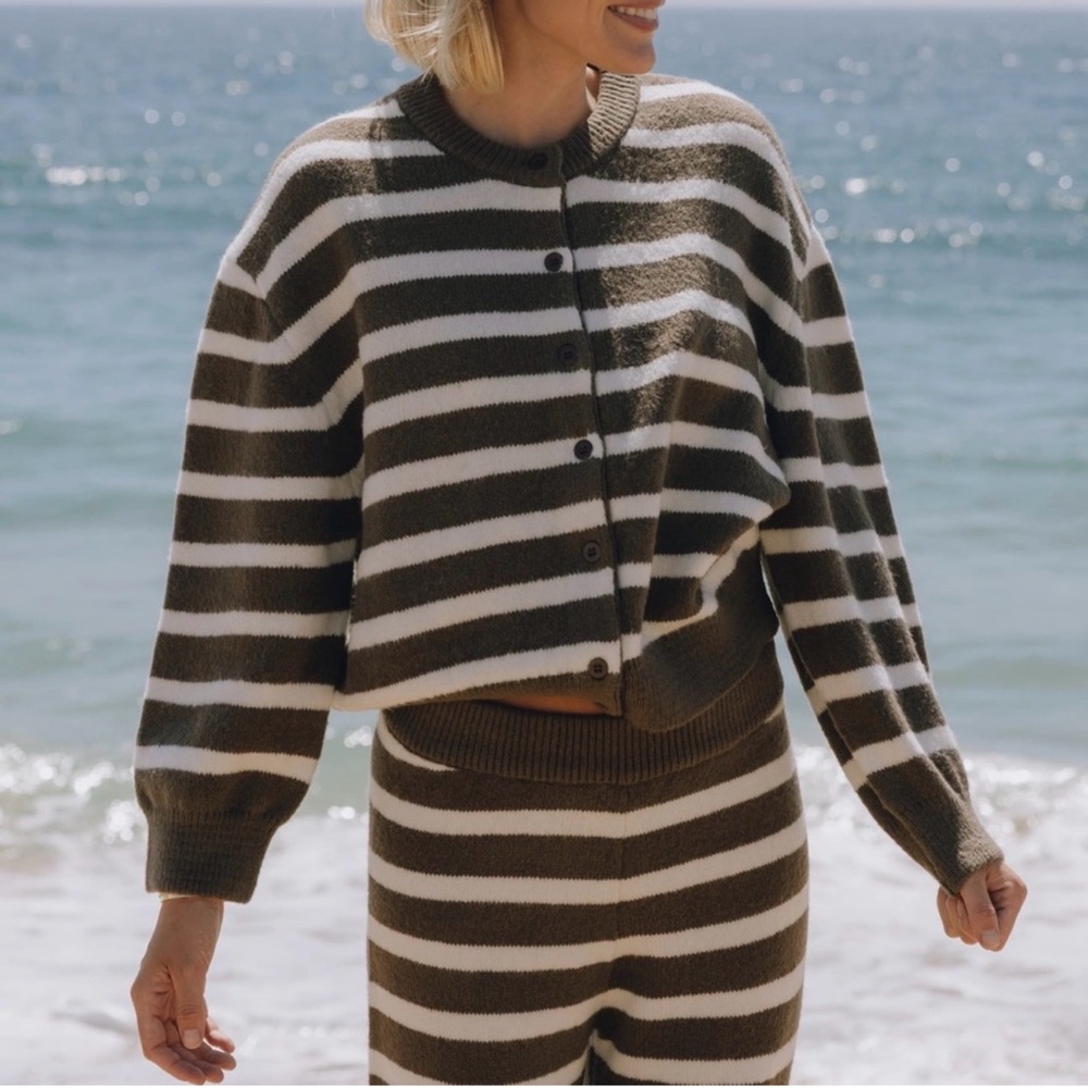 Daily Drills Brown and White Sweater and Pants SET (XS/S)